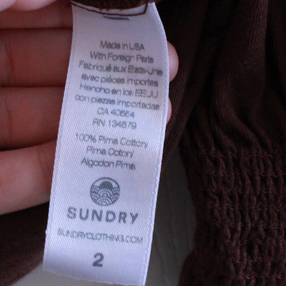 NWOT Sundry Princess Long Sleeve V Neck Ruched Cuffs Pima Cotton Tee Java Brown - Picture 10 of 10